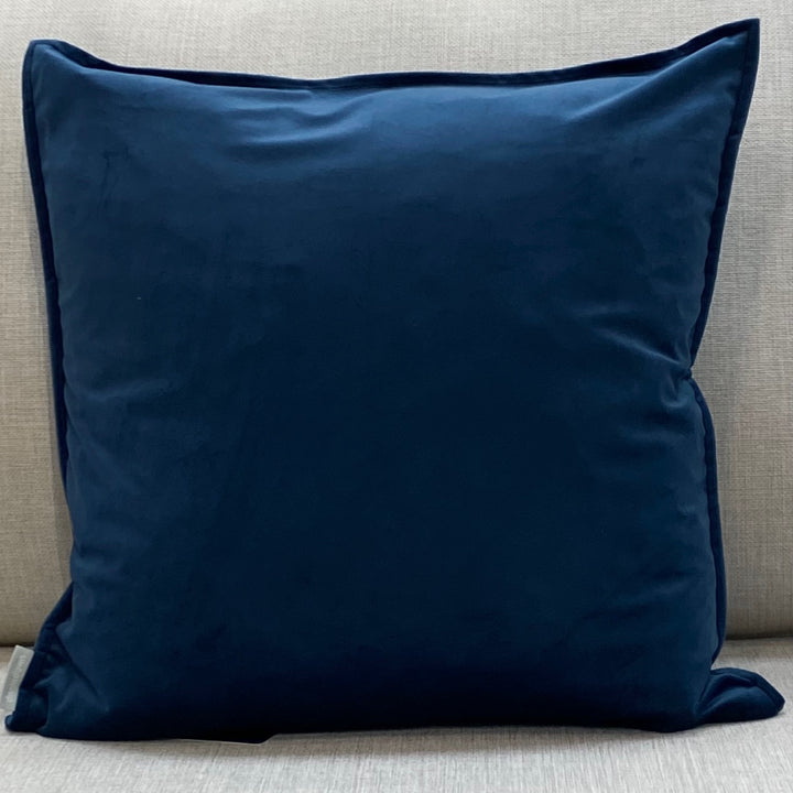 DUTCH VELVET 18x18 - TOSS CUSHION