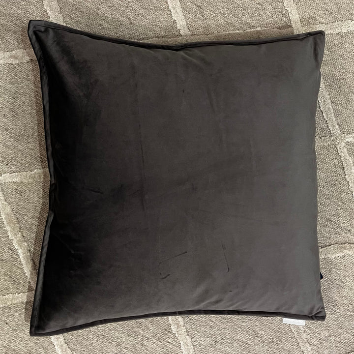 DUTCH VELVET 18x18 - TOSS CUSHION